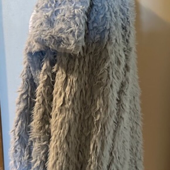 Grey Teddy Bear Faux Fur Jacket - Picture 6 of 11